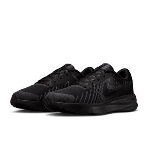 NWB Nike 9 Men’s Run Defy Black Tennis Shoe All Black